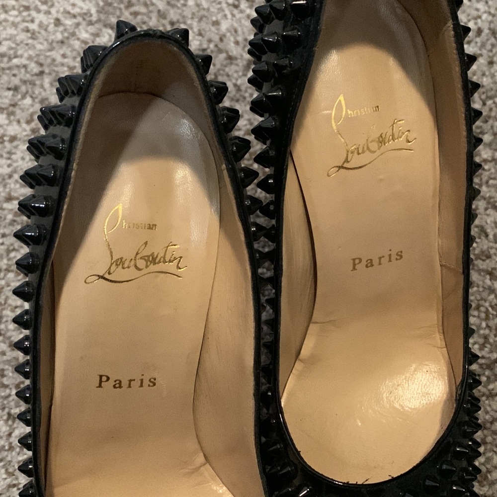Christian Louboutin Lady peeps